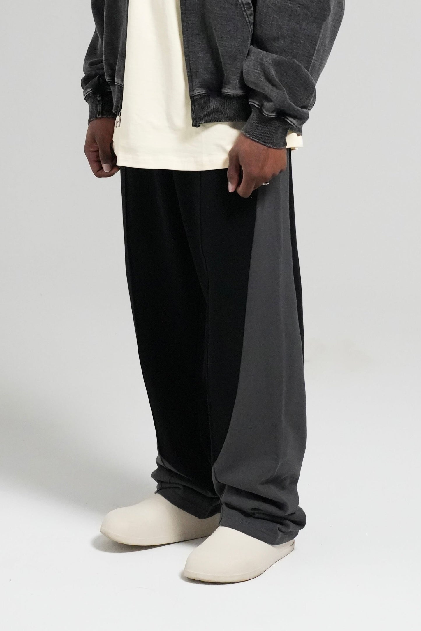 v2 French Terry Sweatpants